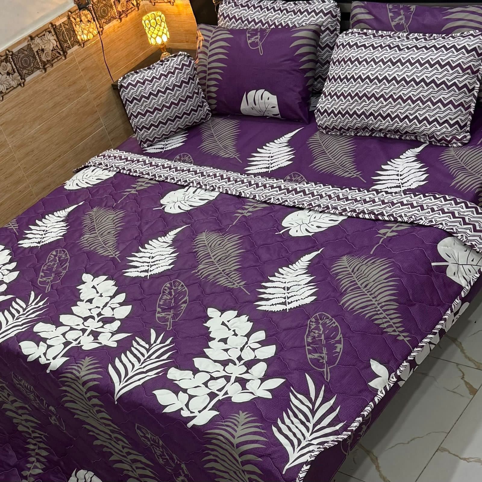 Floral comforter set